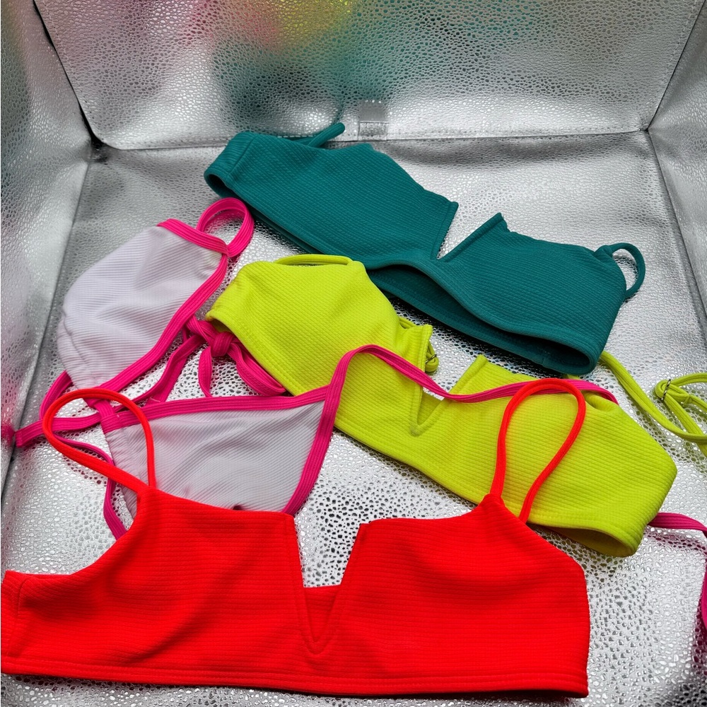 Vibrant Bikini Top Set